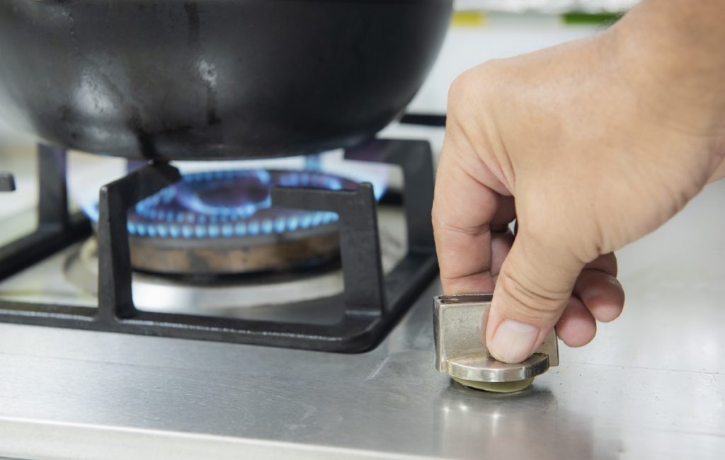 Como economizar gás de cozinha